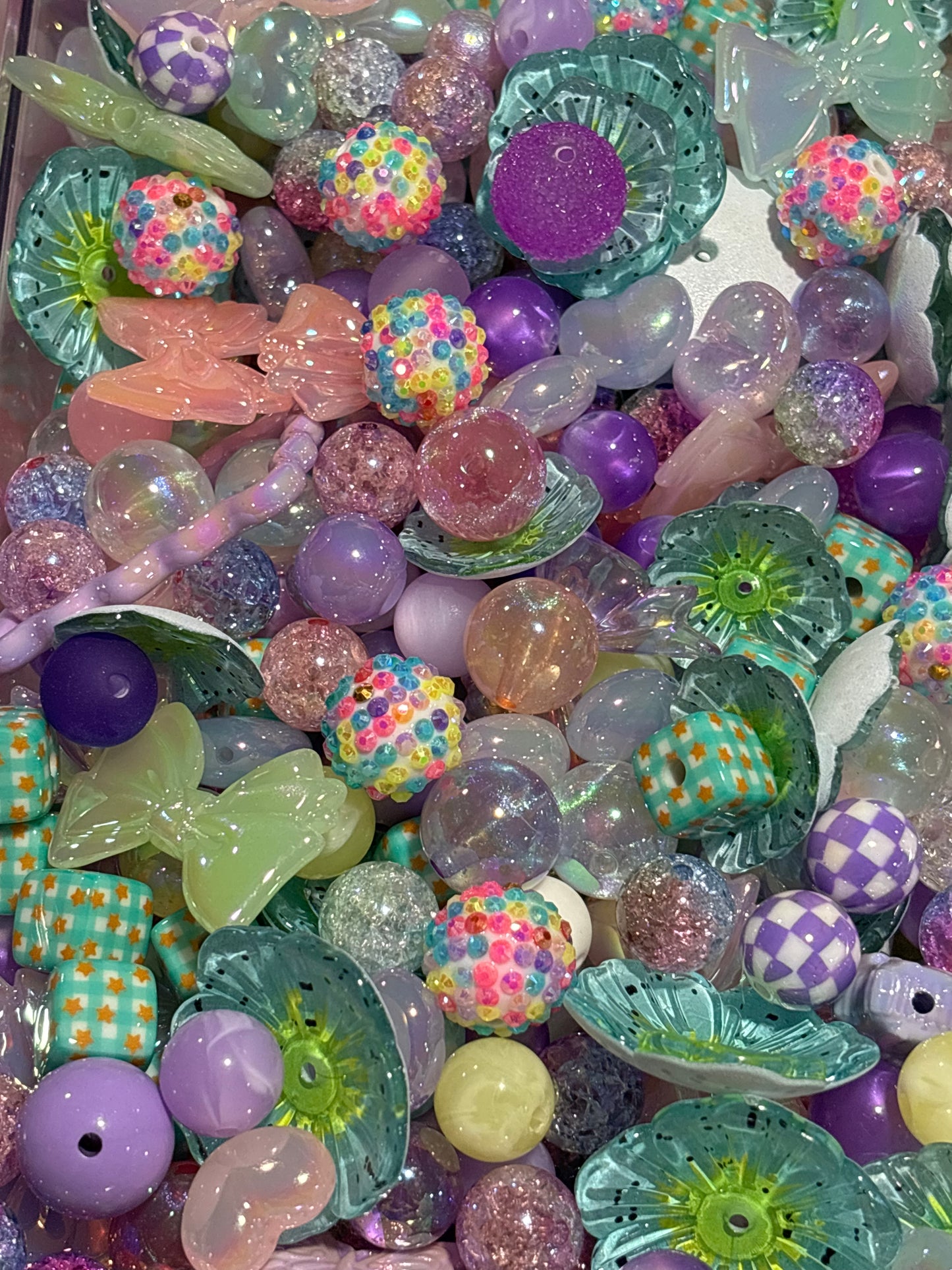 Minted Masterpiece Bead Scoop