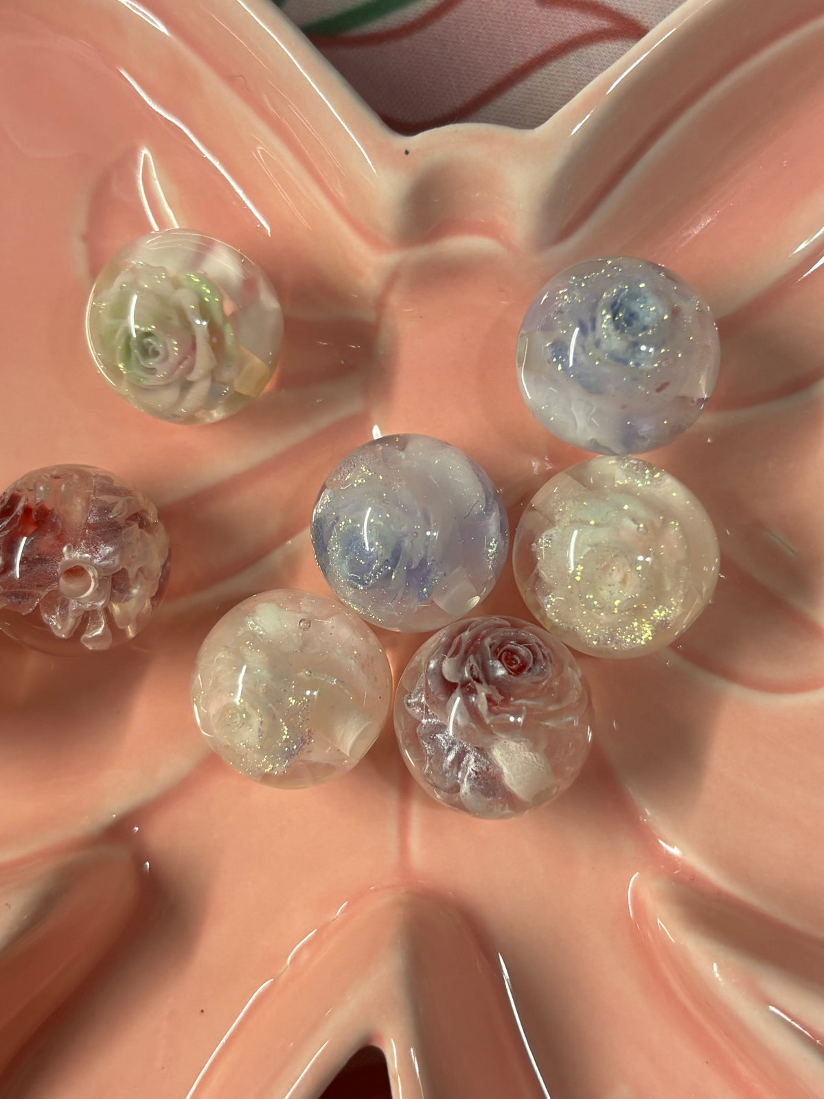 Glittery Rose Bead