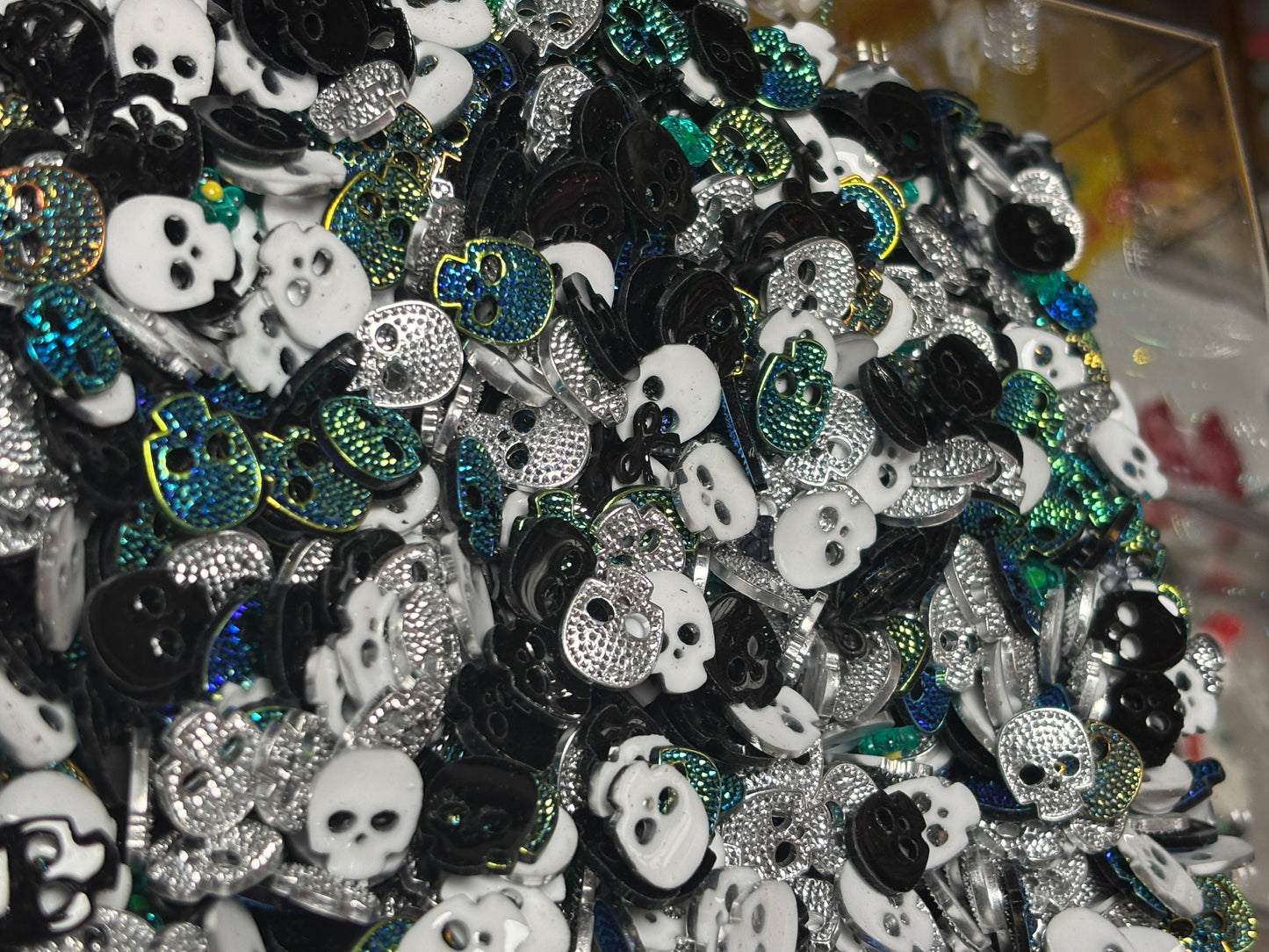 Bling Skull Scoop