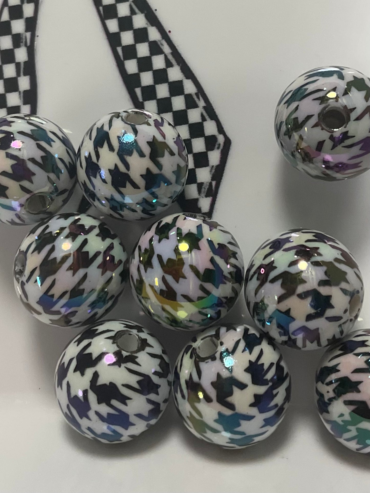 Houndstooth Bead