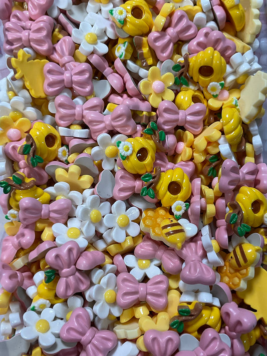 Don’t Worry, Bee Happy Scoop