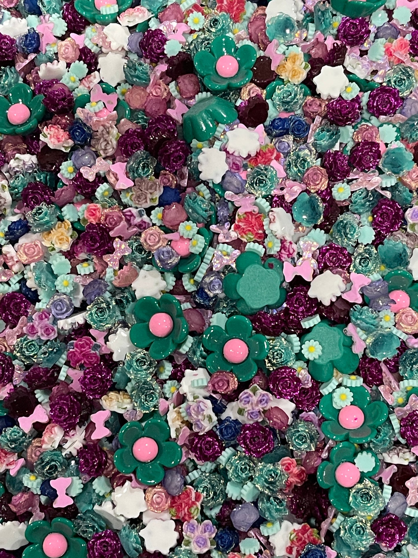 Bold Blooms Floral Scoop