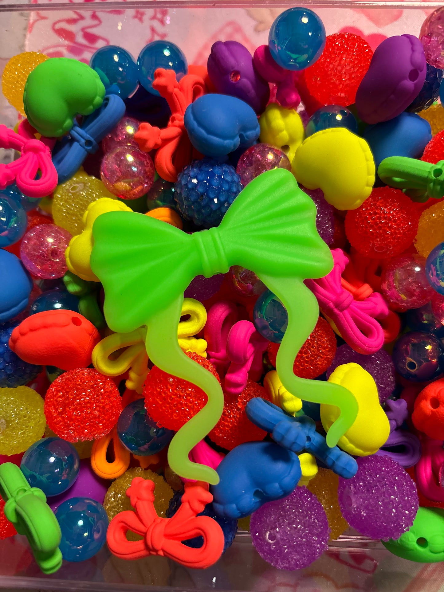 Glow With The Flow Bead Scoop