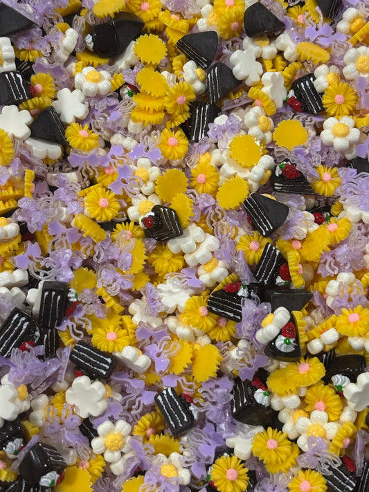 A Layer of Sunshine Scoop