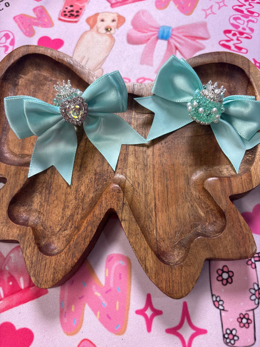 Light Blue Bow Beads