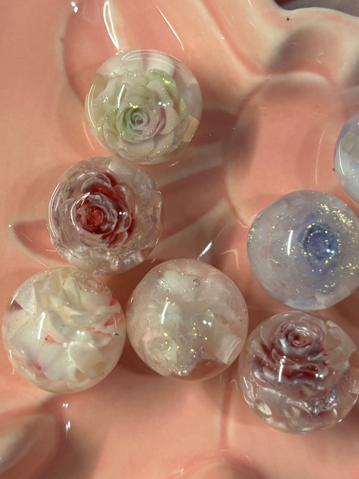 Glittery Rose Bead