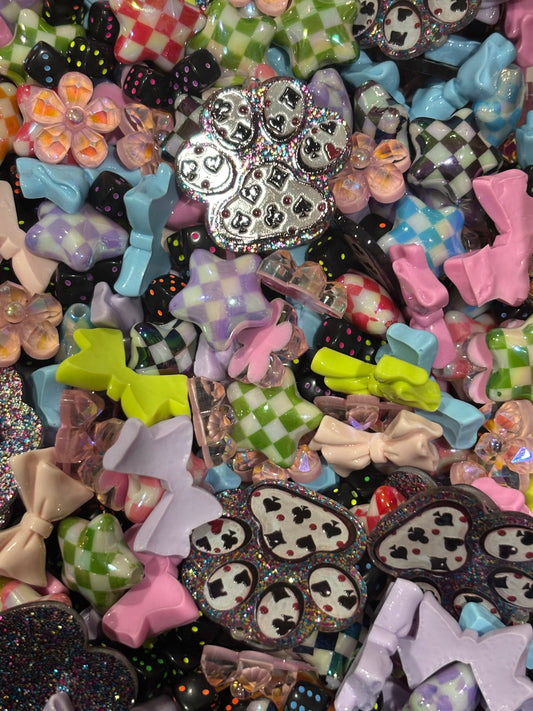 Paw-ty Checkered Scoop