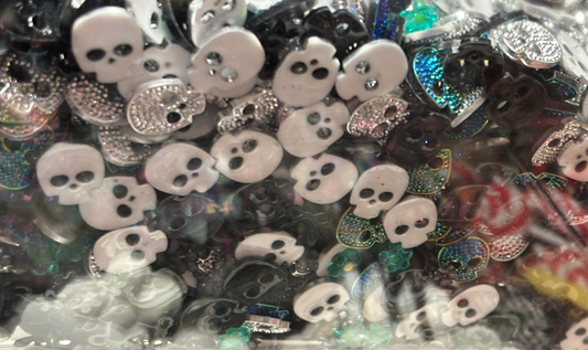 Bling Skull Scoop