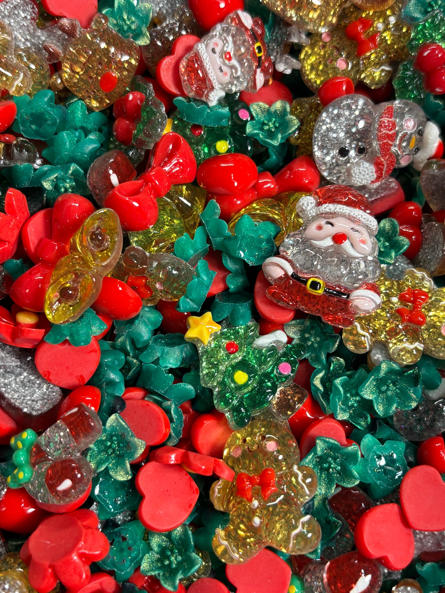 Dazzling Christmas Scoop