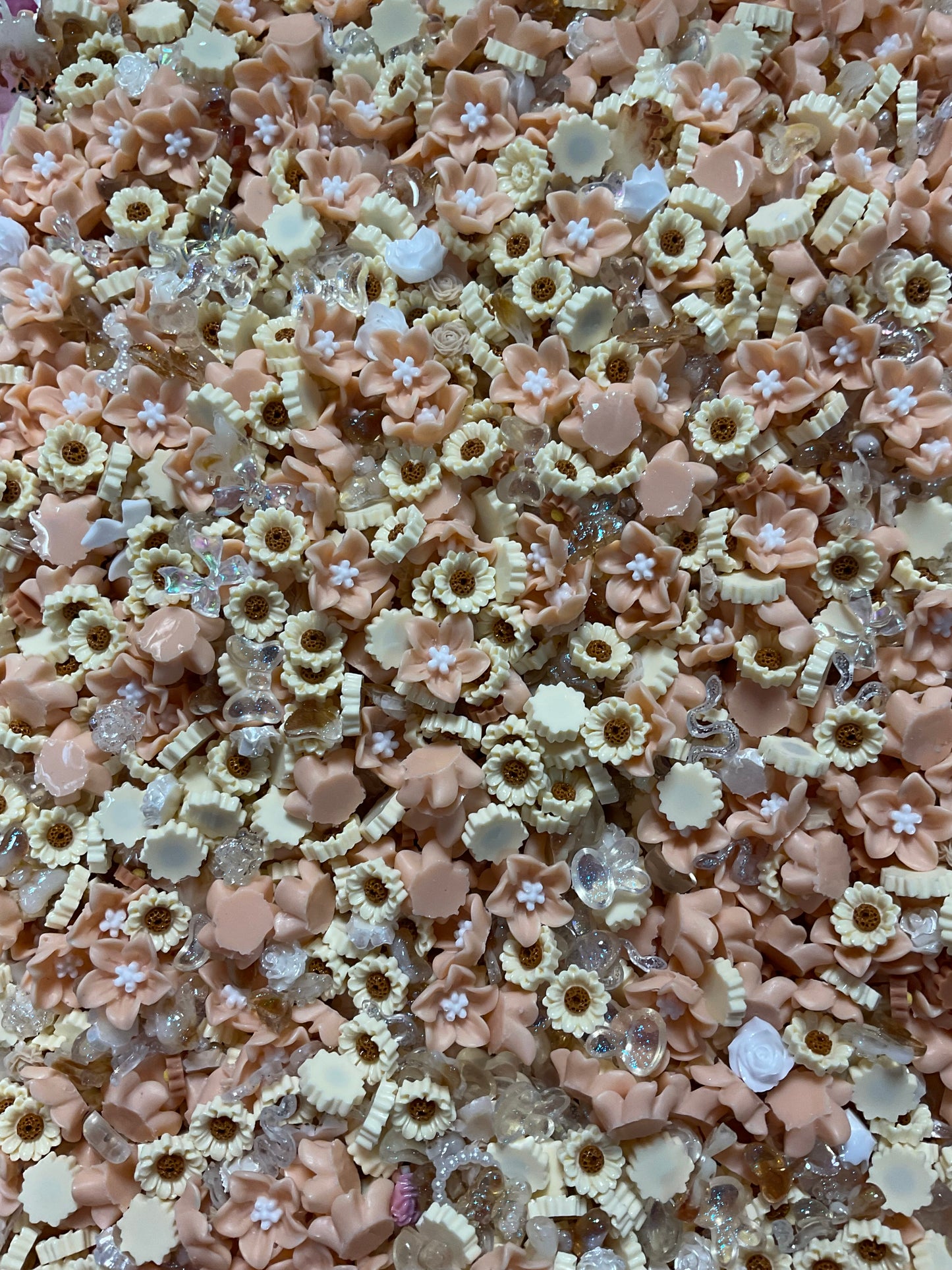 All Tan Minis Scoop