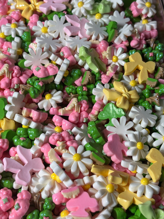 Trees and Daisy Garden Scoop