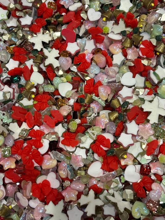 Red and green scoop