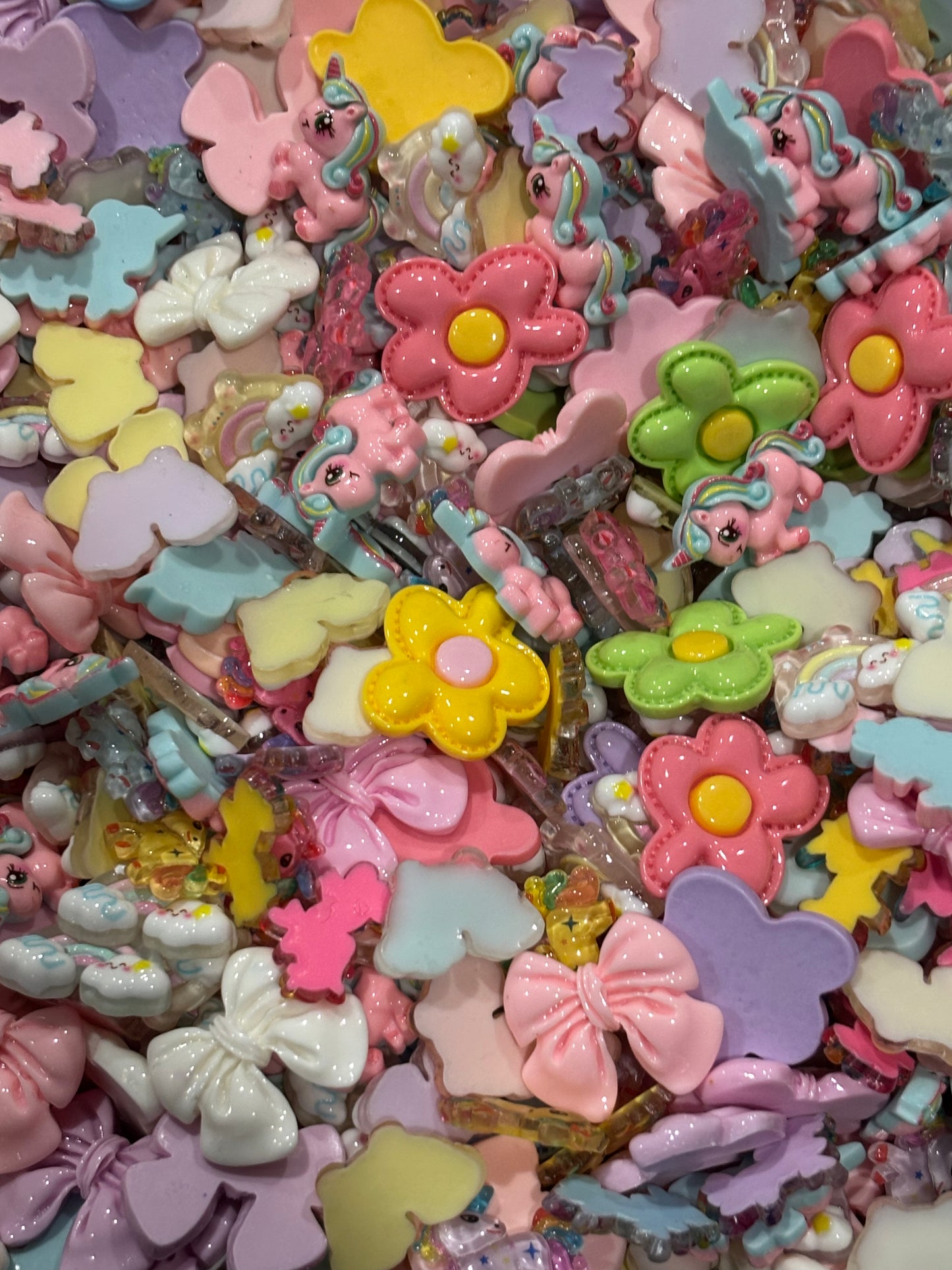 Rainbows, Florals, and Bows Oh My Scoop