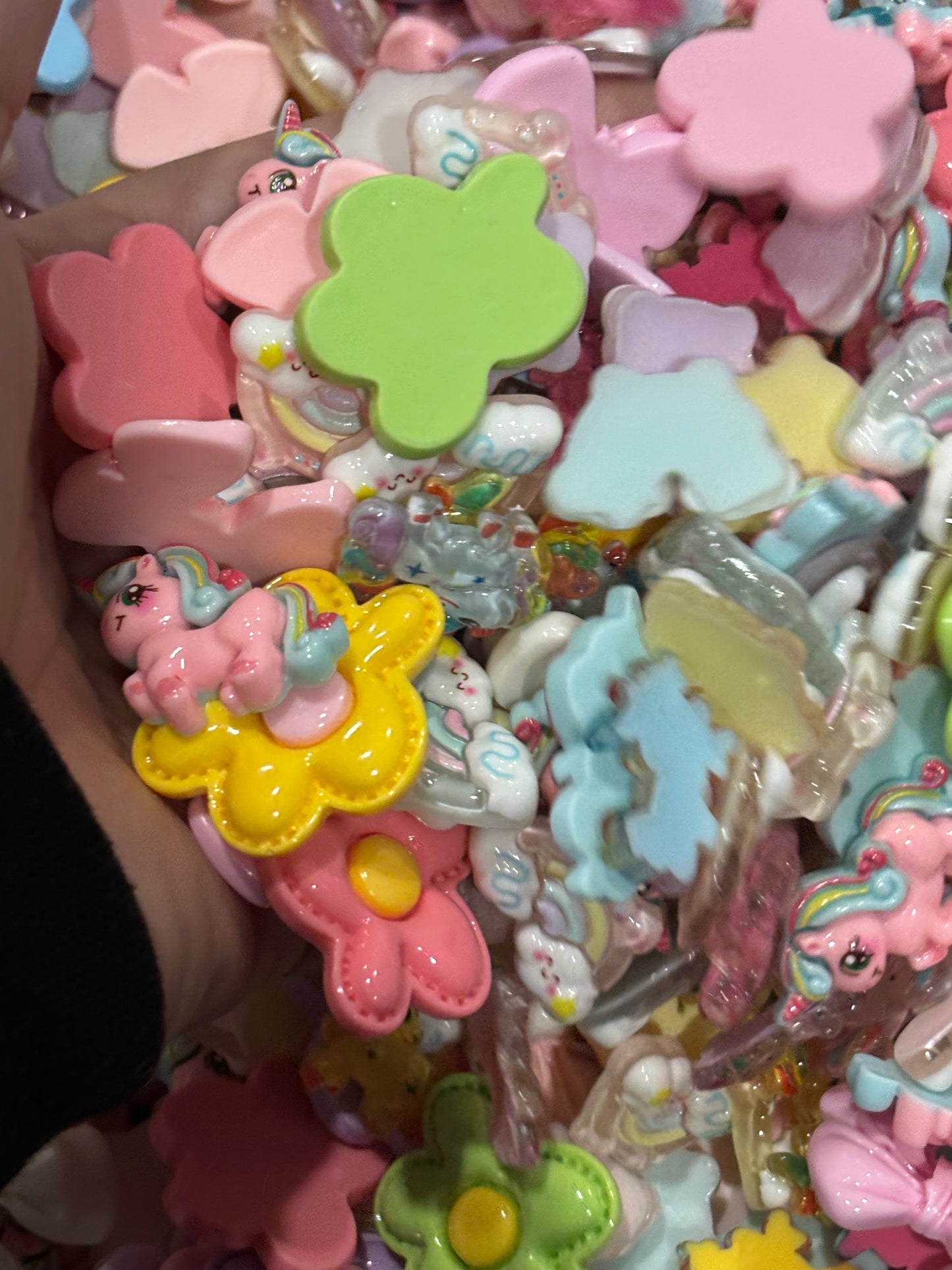Rainbows, Florals, and Bows Oh My Scoop