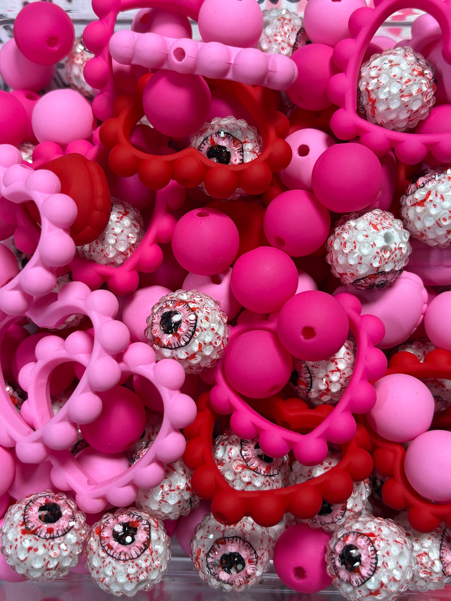 Cute N Gory Bead Scoop